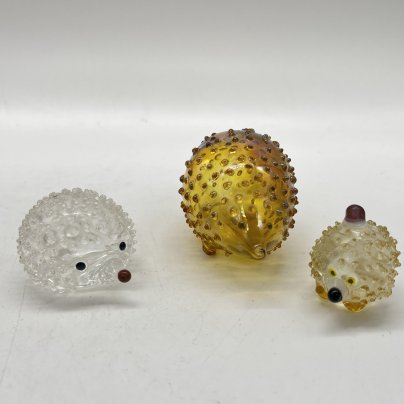 Набор из 3 статуэток "Ёжики" (подбор), стекло, гутная техника, Россия, 1990-2010 гг.