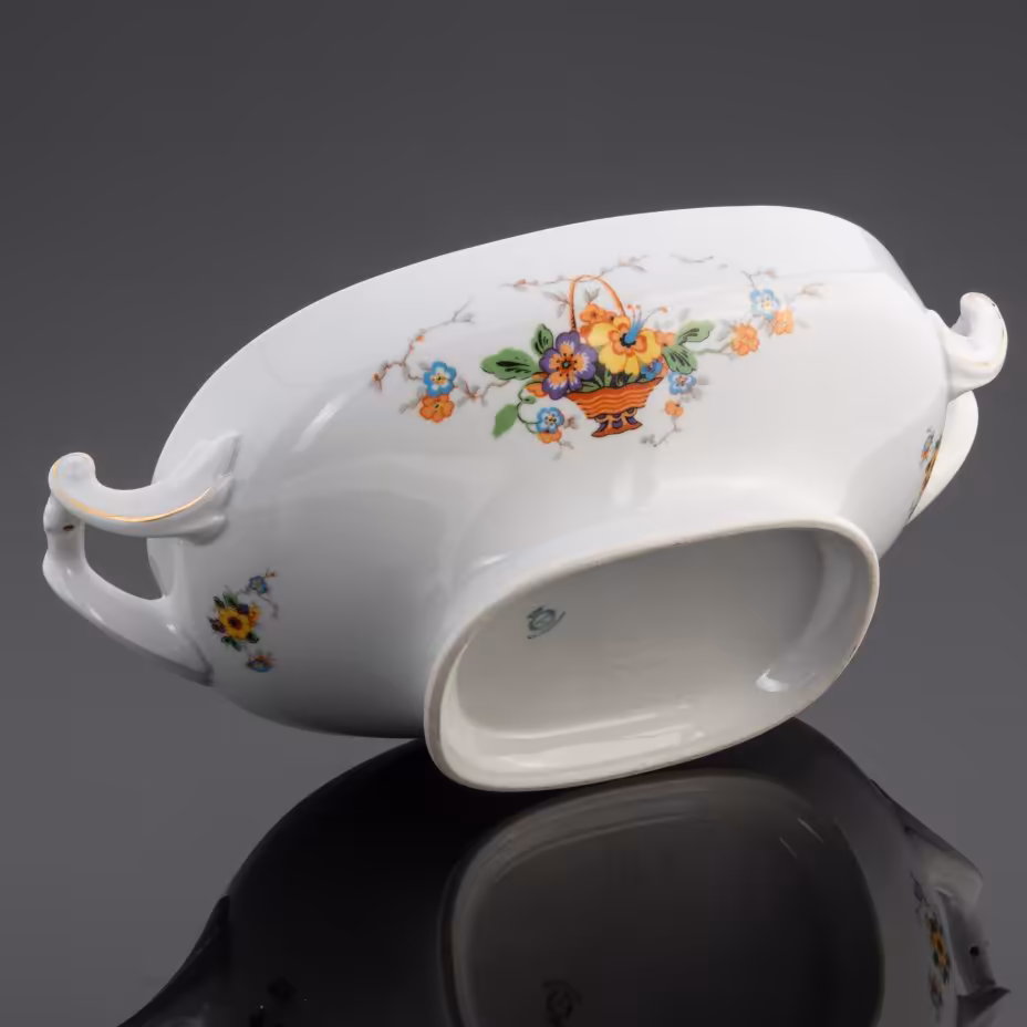 Супница с цветочным декором, мануфактура "United porcelain factories"