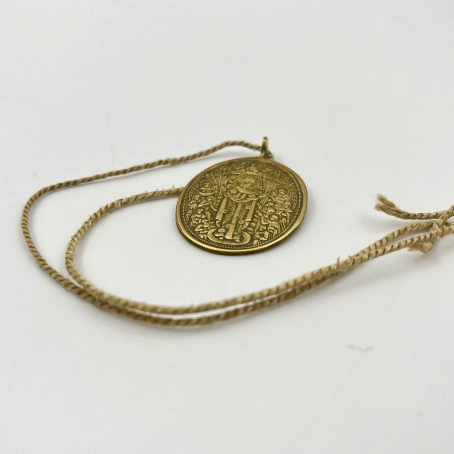 Икона нательная (образок) двусторонняя с изображением Св. Пр. Серафима Саровского и иконы Божией Матери "Всех скорбящих Радость"