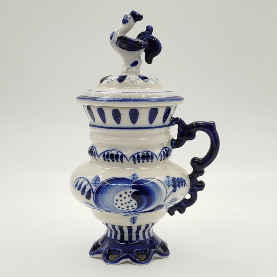 Кружка "Утро", украшенная цветочным декором, авт. Л.П. Азарова