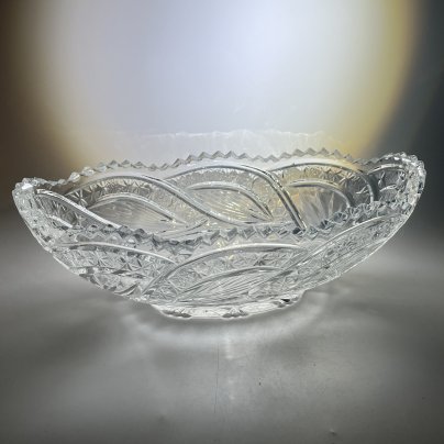 Салатник овальной формы с резным геометерическим/растительным декором, хрусталь, алмазная грань, СССР, 1970-1990 гг.