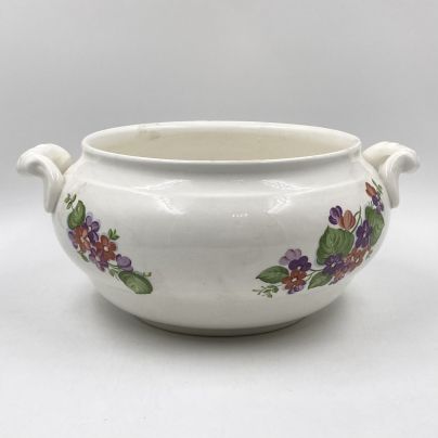 Большая супница с флоральным декором, фаянс, деколь, ЗИК (Златоустовские Именные Клинки), СССР, 1962-1991 гг.