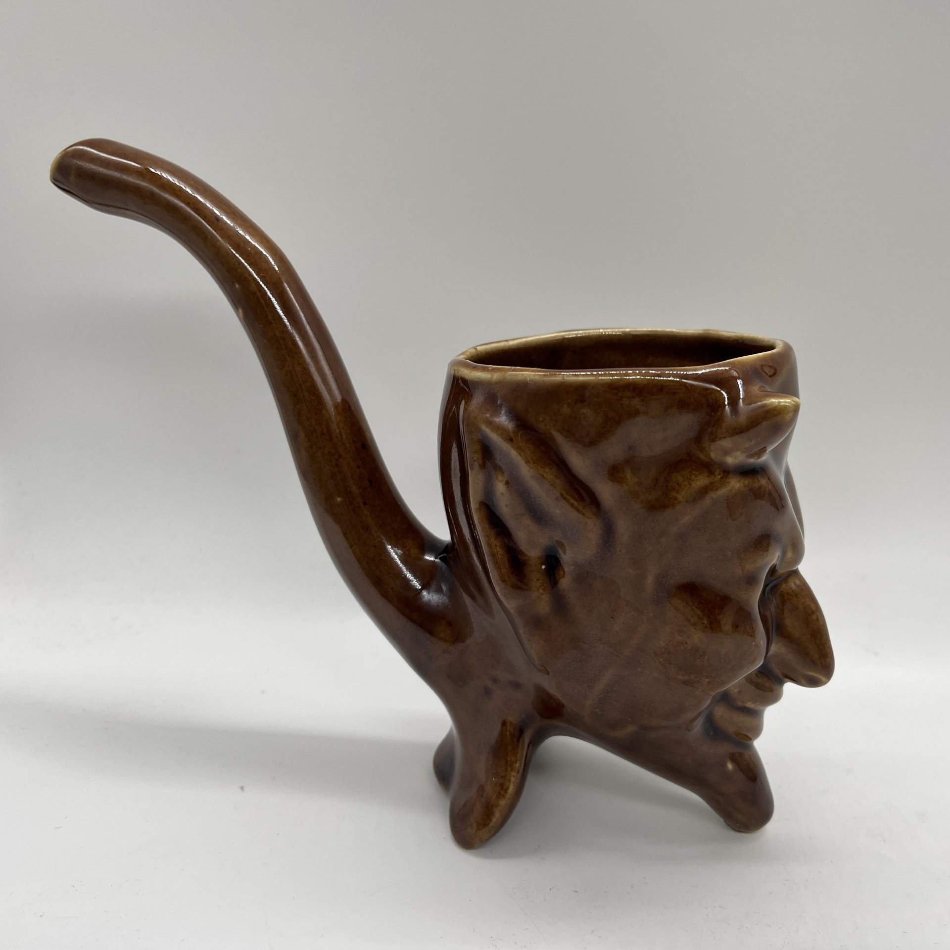 Кружка-поильник "Мефистофель", керамика, полива, СССР, 1970-1990 гг.