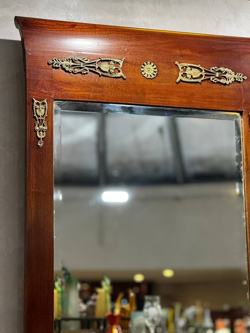 Зеркало с консолью в стиле Ампир