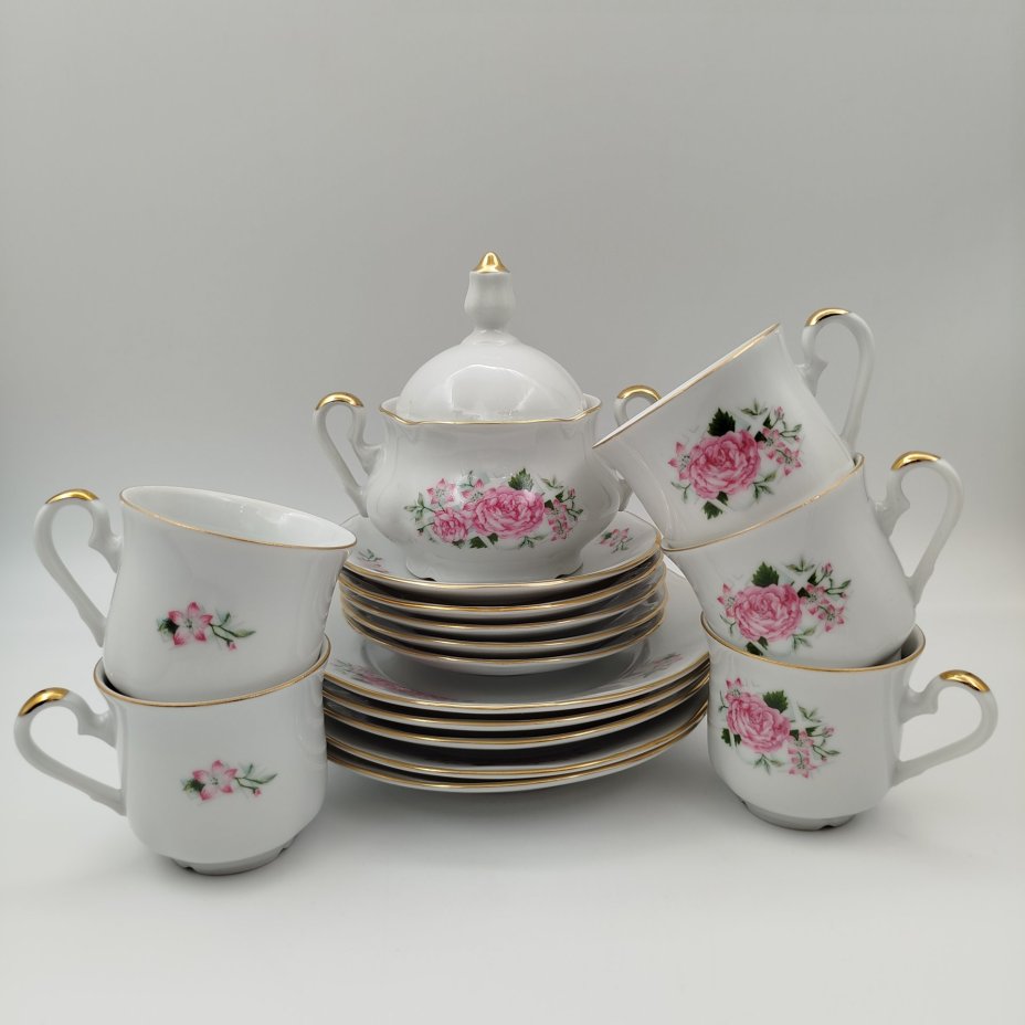 Набор чайный на 5 персон (16 предметов), украшенный цветочным декором, фарфор, деколь, золочение, Epiag D. F., Чехословакия, 1980-1990 гг.