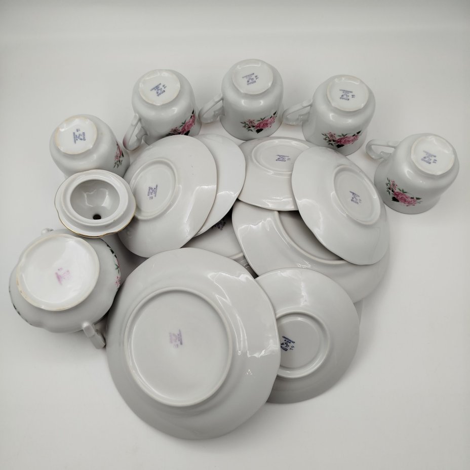 Набор чайный на 5 персон (16 предметов), украшенный цветочным декором, фарфор, деколь, золочение, Epiag D. F., Чехословакия, 1980-1990 гг.