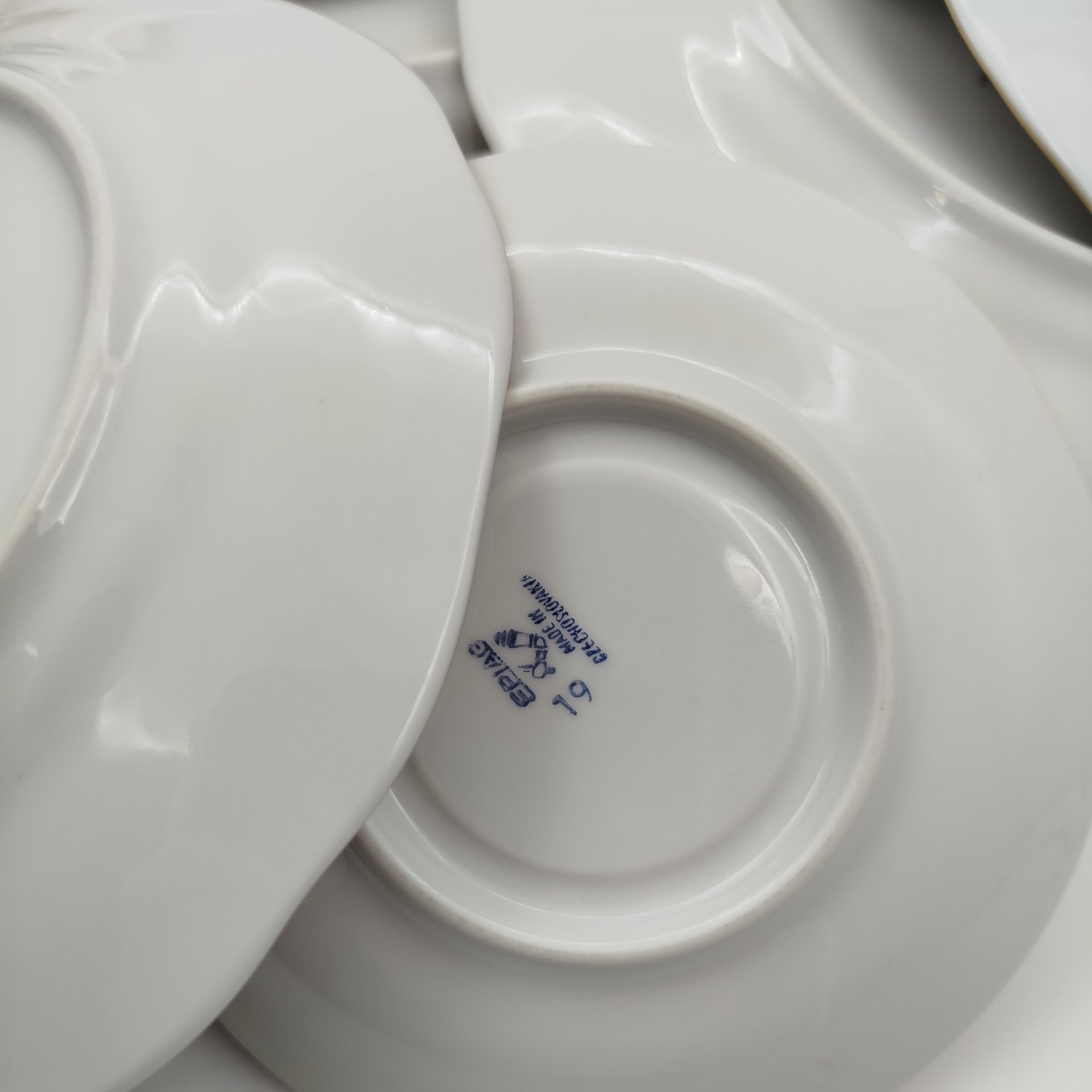 Набор чайный на 5 персон (16 предметов), украшенный цветочным декором, фарфор, деколь, золочение, Epiag D. F., Чехословакия, 1980-1990 гг.