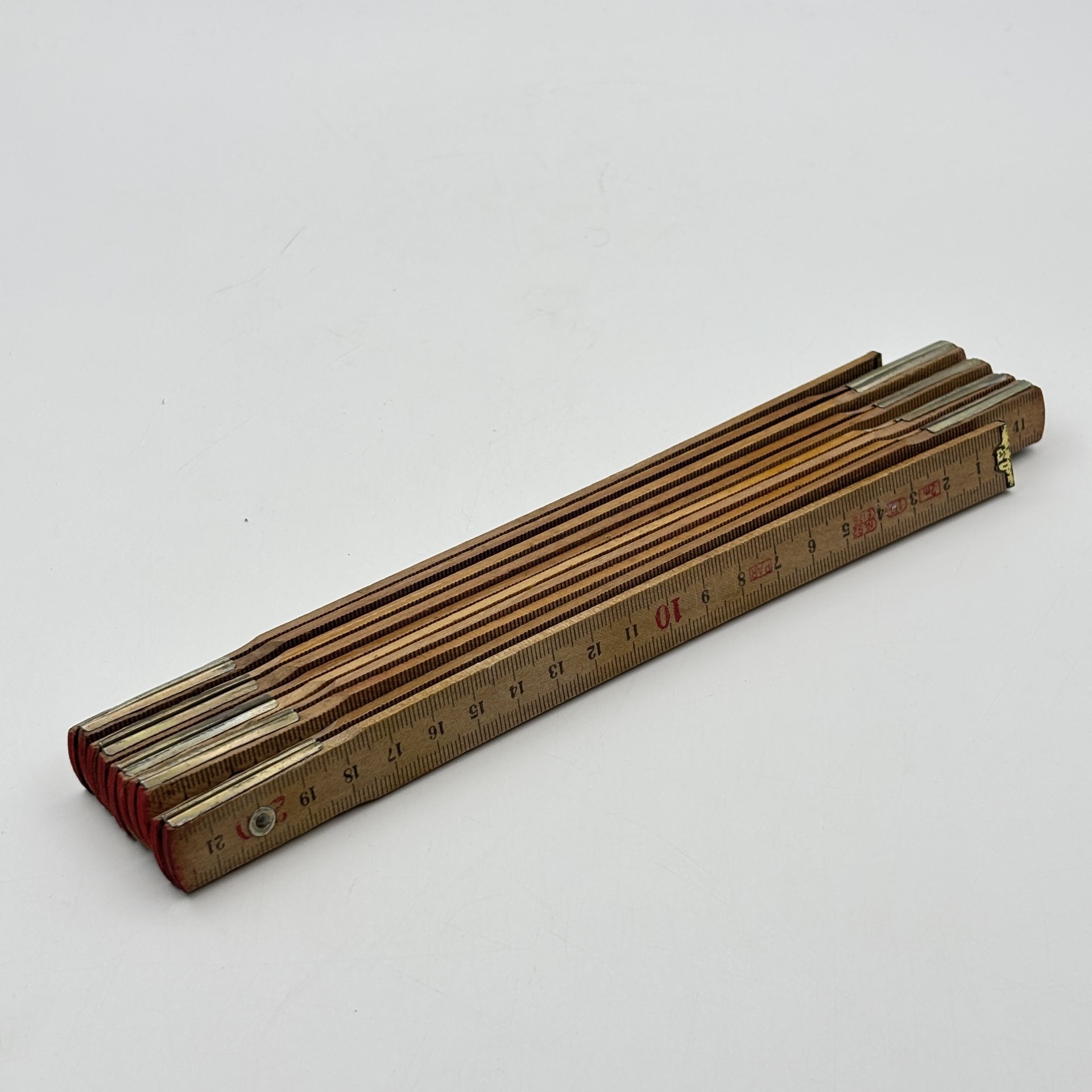 Линейка складная, двусторонняя, дерево, СССР, 1980-1990 гг.