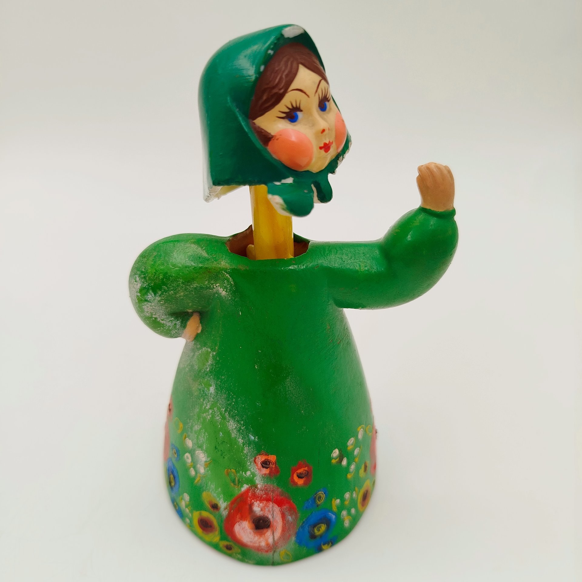 Кукла-болванчик  "Плясунья" (танцующая), пластик, колкий, роспись, СССР, 1950-1960 гг.