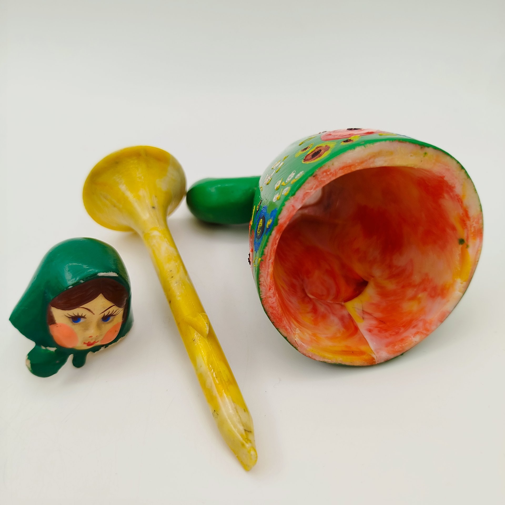 Кукла-болванчик  "Плясунья" (танцующая), пластик, колкий, роспись, СССР, 1950-1960 гг.