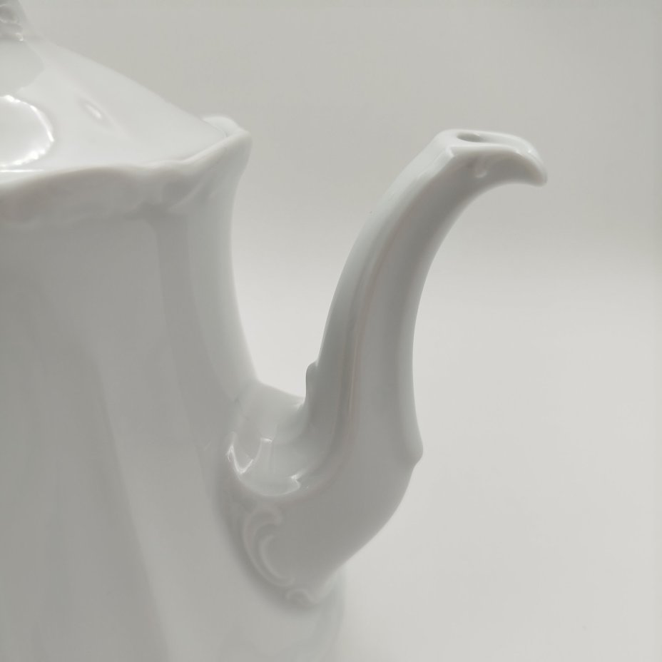 Кофейник, украшенный ажурным бортом, фарфор, Mitterteich Bavaria, Германия, 1950-1990 гг., Mitterteich Bavaria