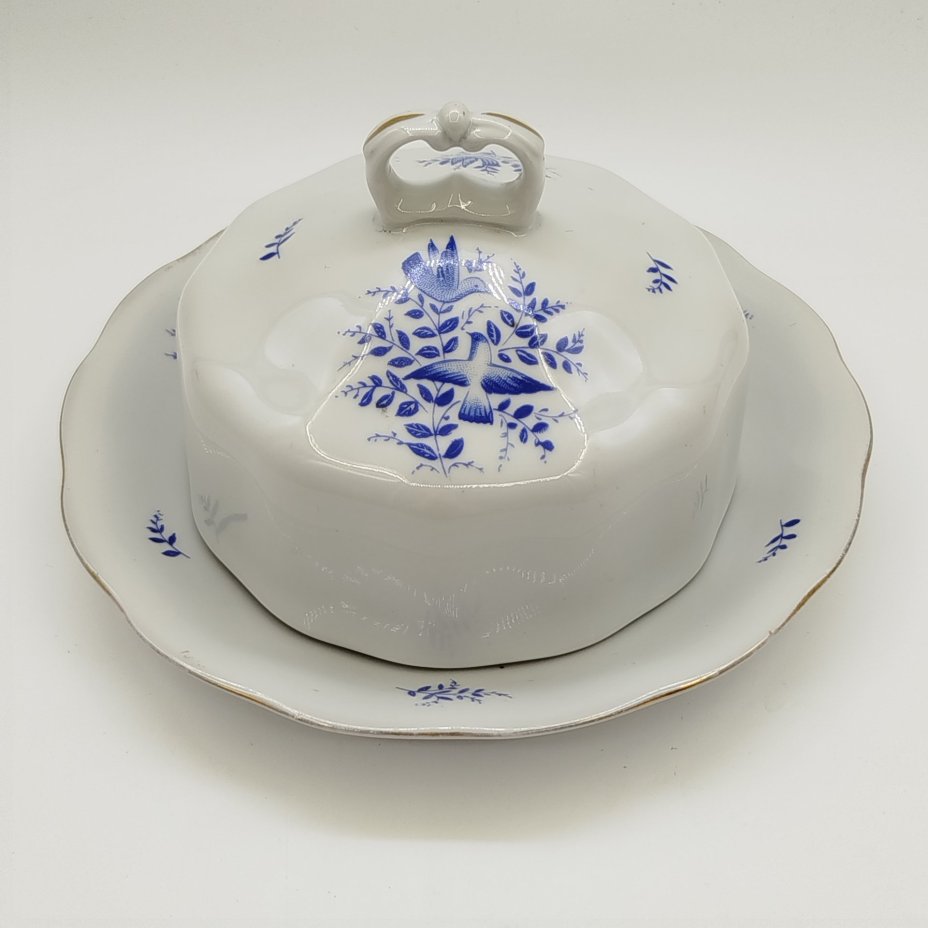 Масленка, украшенная орнитологическим декором, Karolina (Фарфоровая мануфактура «Каролина»