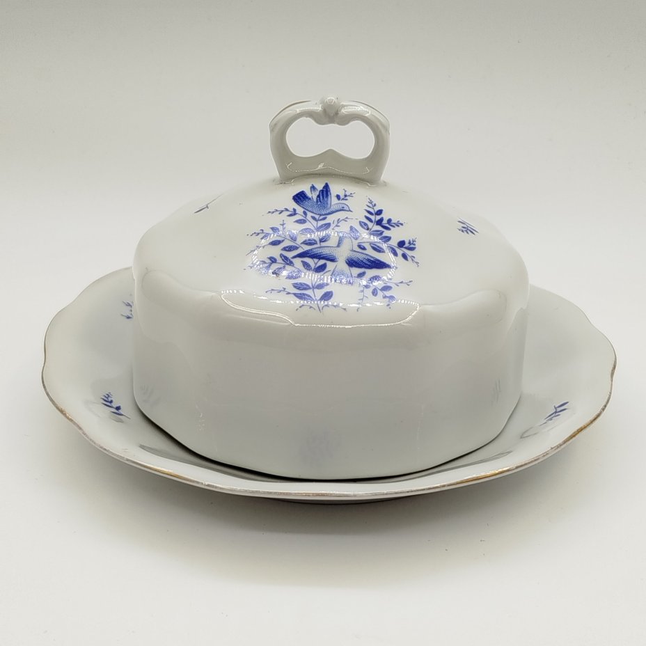 Масленка, украшенная орнитологическим декором, Karolina (Фарфоровая мануфактура «Каролина»