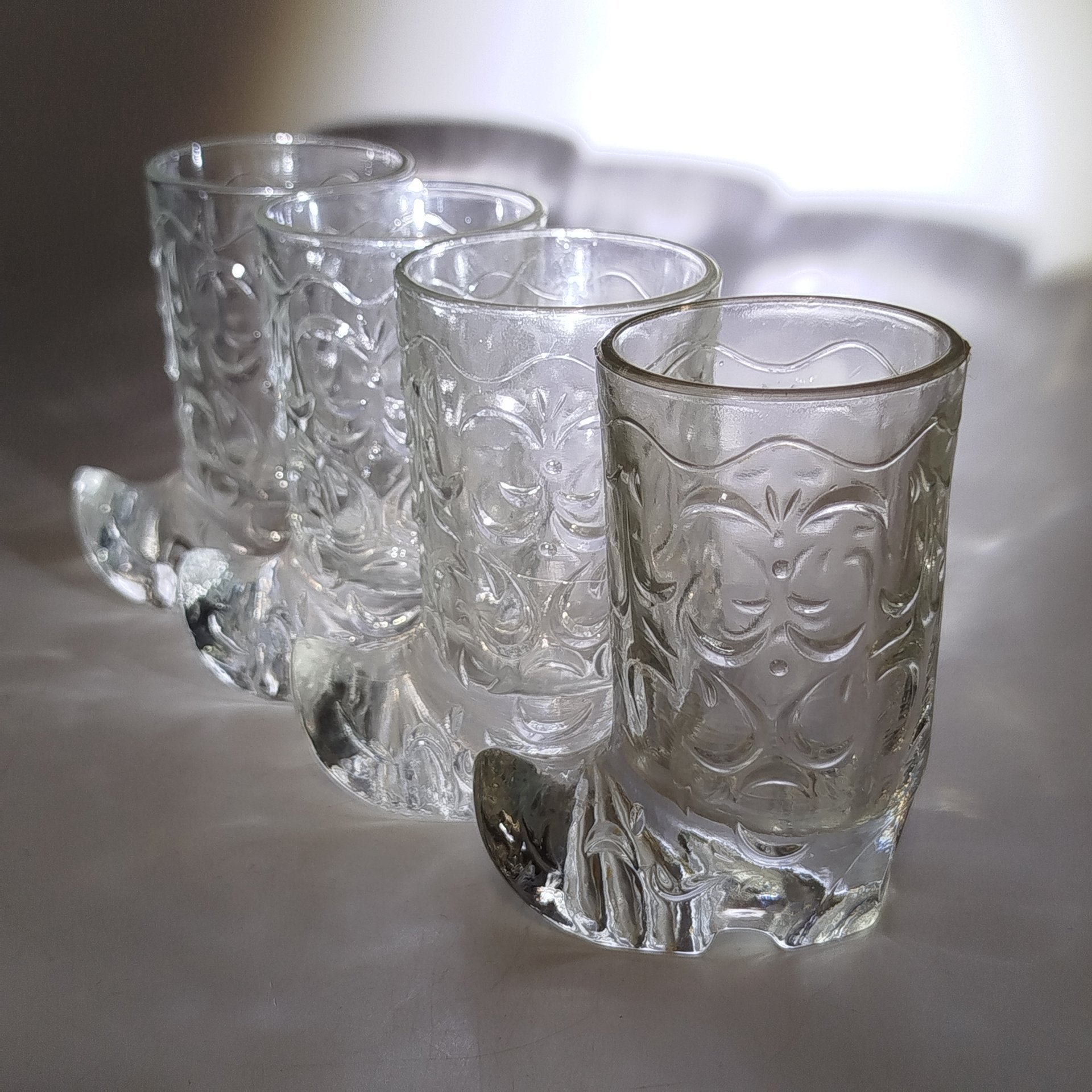 Набор из 4-х стопок в виде сапог, стекло, пресс, Российская Федерация, 1990-2010 гг.