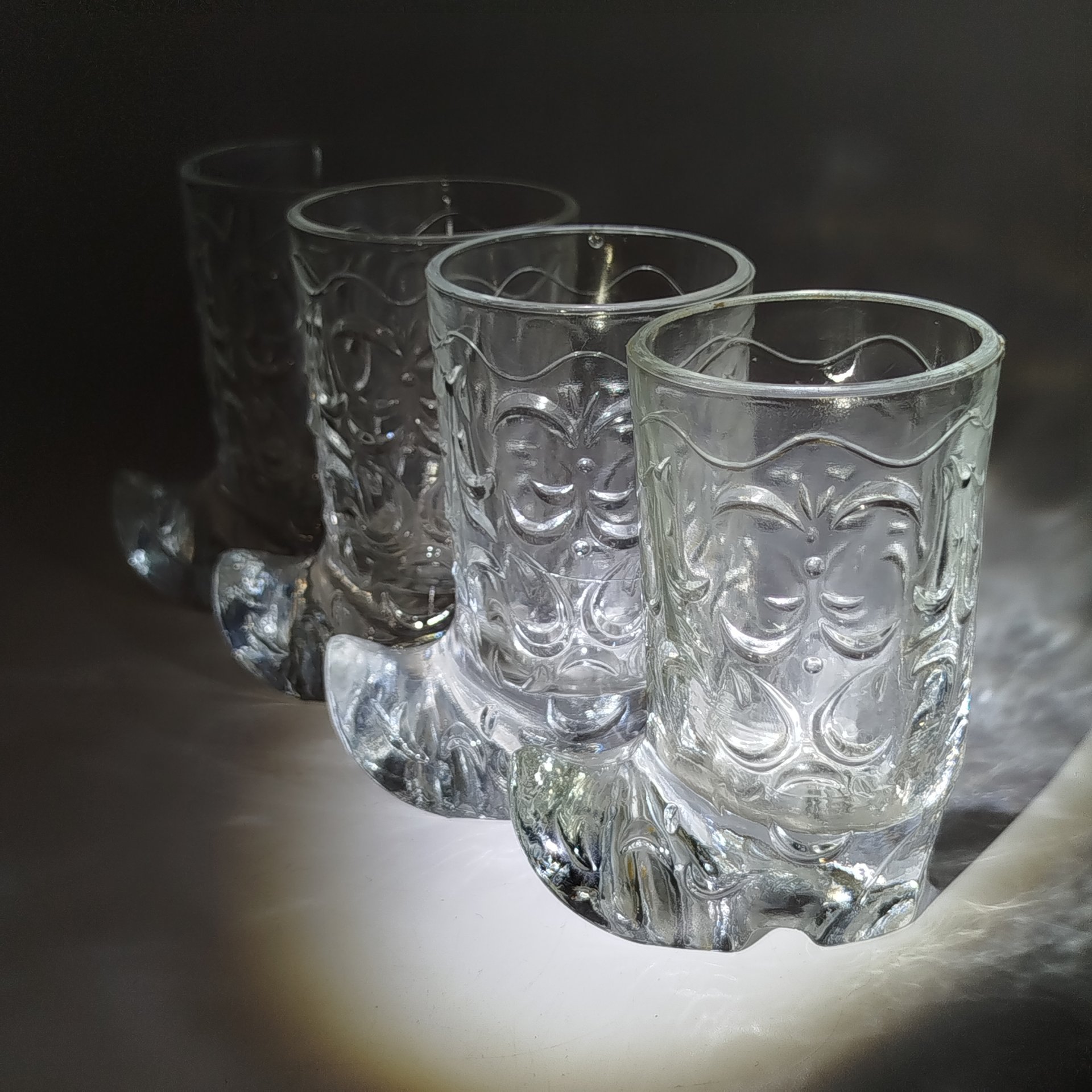 Набор из 4-х стопок в виде сапог, стекло, пресс, Российская Федерация, 1990-2010 гг.