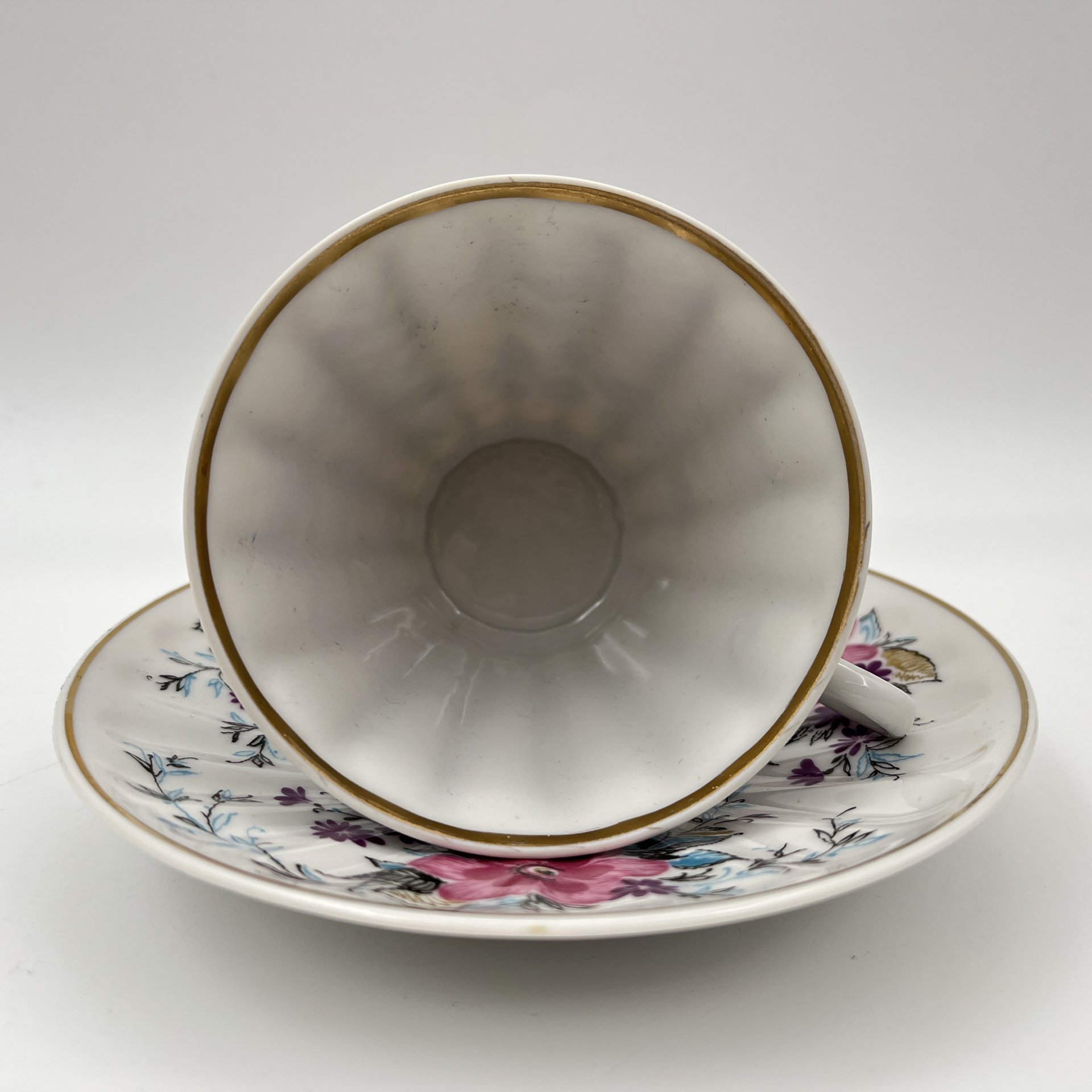 Чайная пара "Март", форма "Лучистая", автор формы Н.П. Славина, автор рисунка А.Н. Семенова