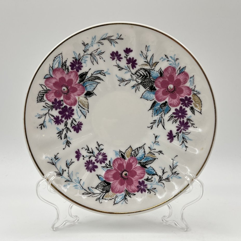 Чайная пара "Март", форма "Лучистая", автор формы Н.П. Славина, автор рисунка А.Н. Семенова