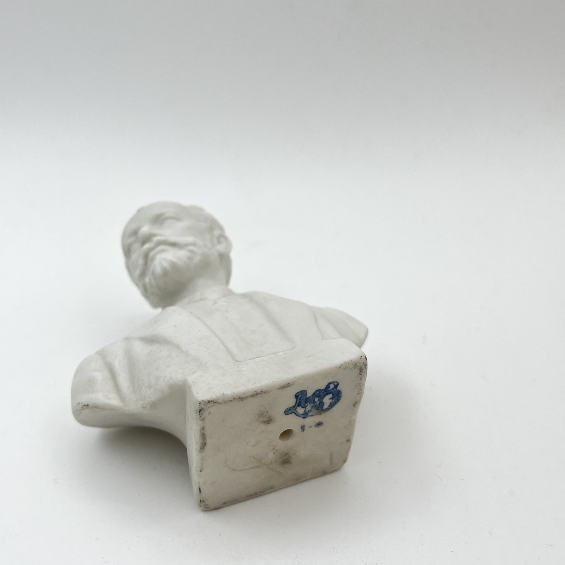 Бюст "П.И. Чайковский", скульптор В.И. Сычёв, бисквит, Ленинградский завод фарфоровых изделий (ЛЗФИ), СССР, 1970-1973 гг.