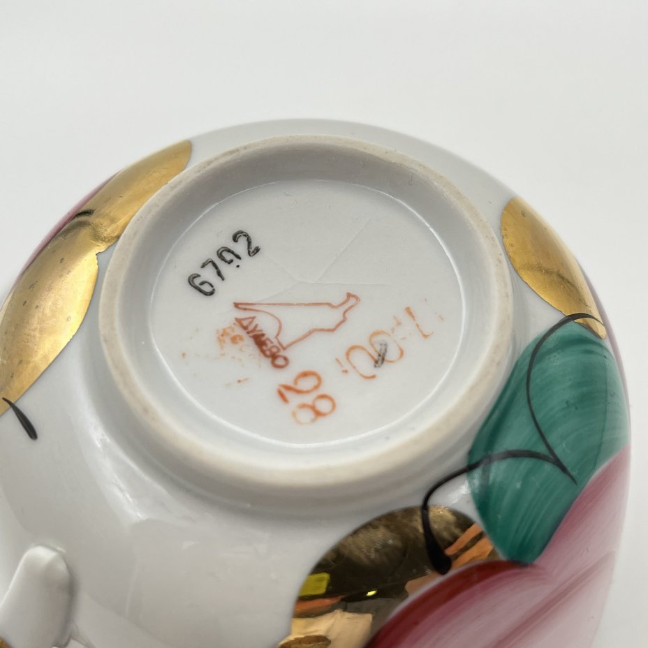 Пара чайная "Агашки" (большая), фарфор, роспись, золочение, Дулевский фарфоровый завод (Дулёво), СССР, 1968-1991 гг.