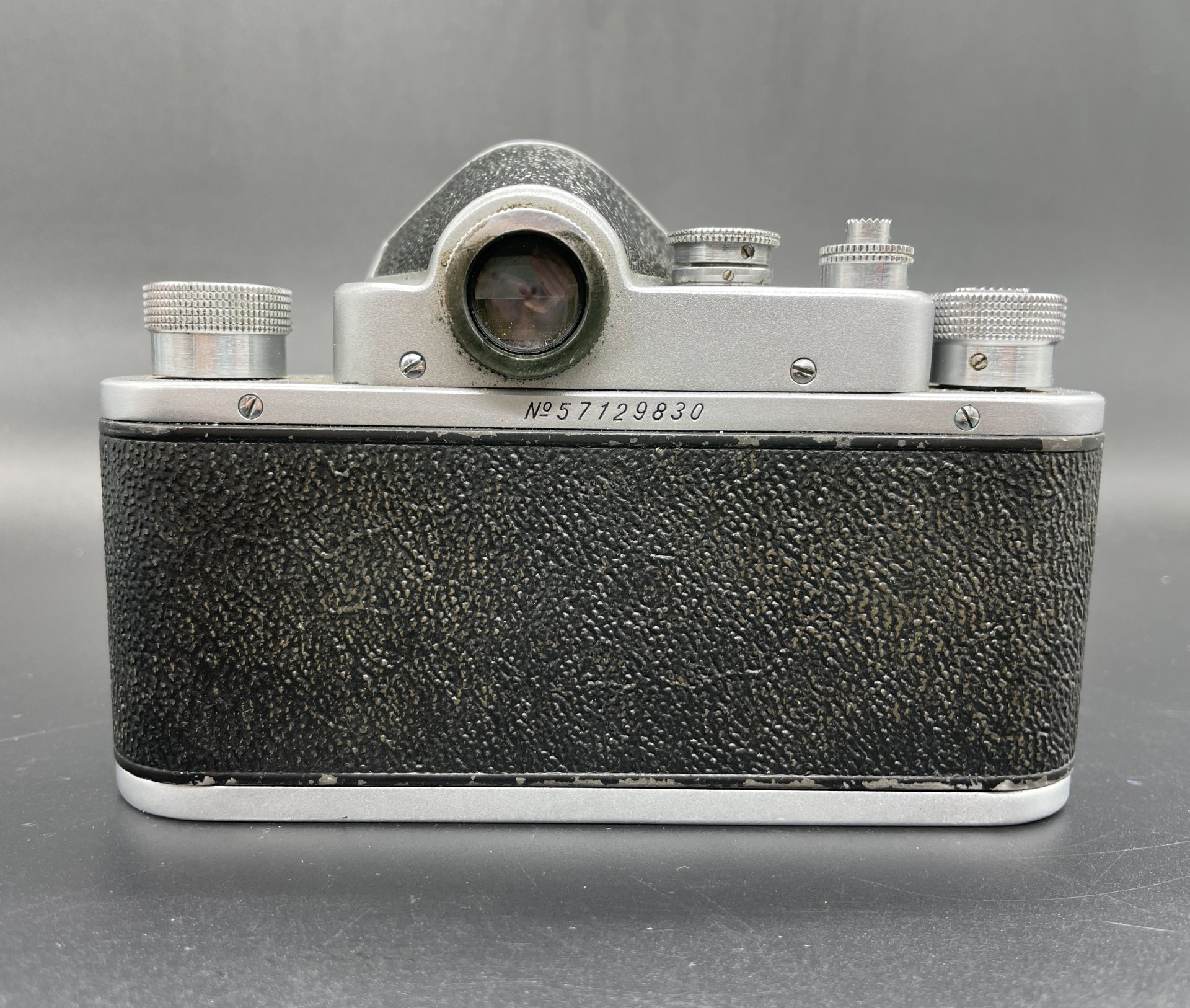 Фотоаппарат "Зенит-С" с объективом "Индустар-50" в оригинальном кофре, Красногорский механический завод (КМЗ)