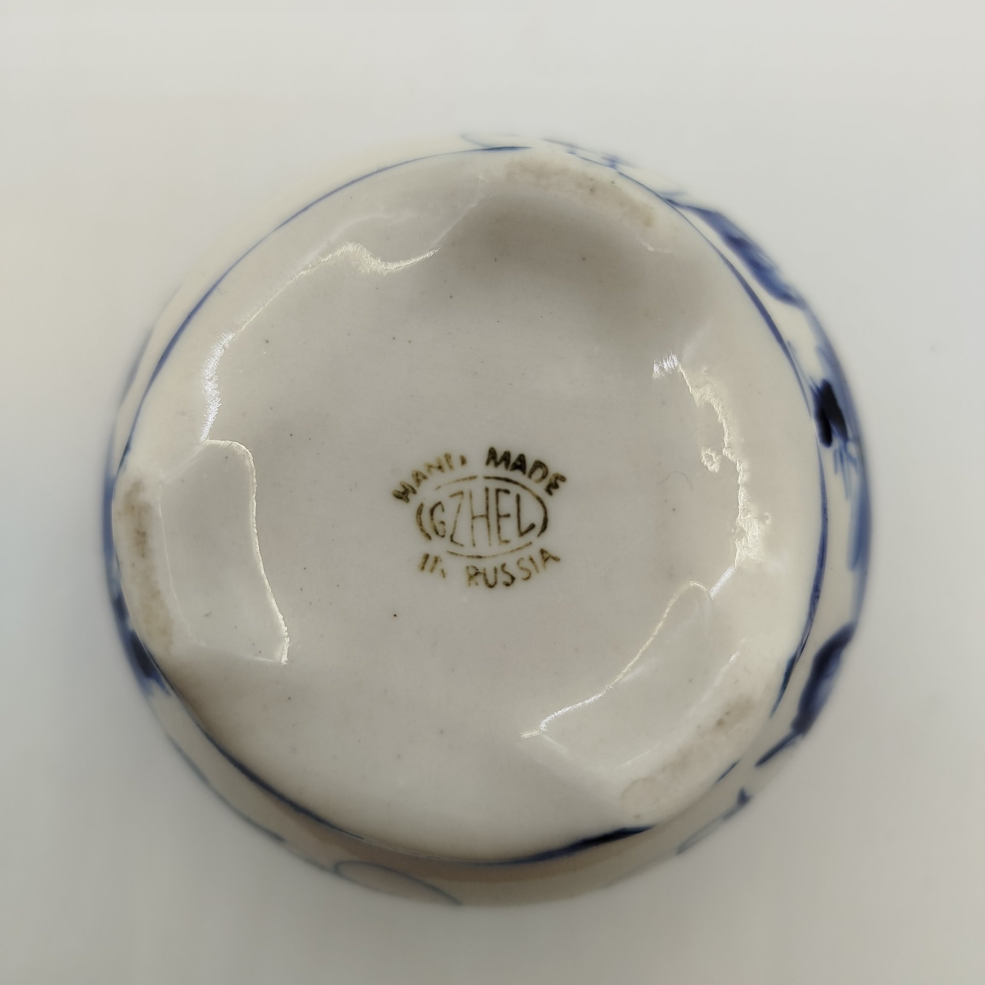 Чайница с растительным декором, Гжель, фарфор, роспись, Россия, 1991-2010 гг.