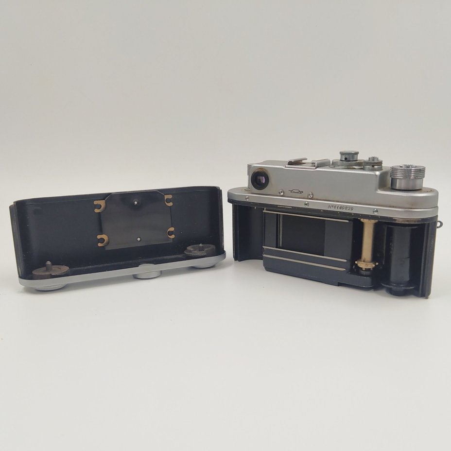 Фотоаппарат "Зоркий-4" с объективом "Юпитер-8", в оригинальном кофре, металл, пластик, стекло, кожа, Красногорский механический завод (КМЗ), СССР, 1956-1973 гг.