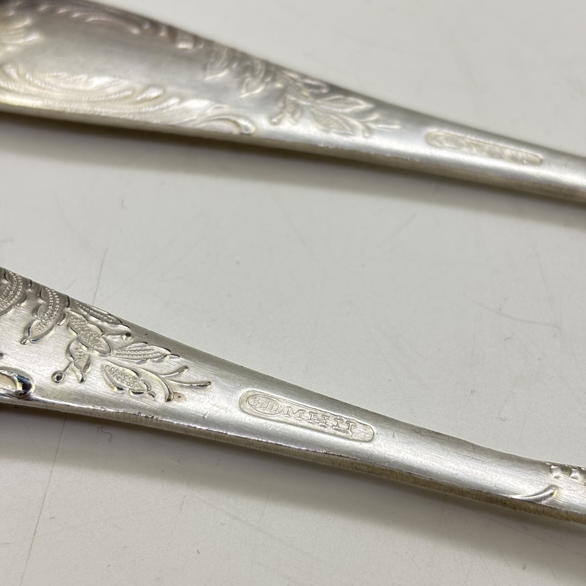 Набор из шести столовых ложек с растительным декором, мНЦ (медь-никель-цинк), серебрение, Вольнянский завод столовых приборов им. Шевченко (ЗiШ, ЗиШ), СССР, 1960-1990 гг.