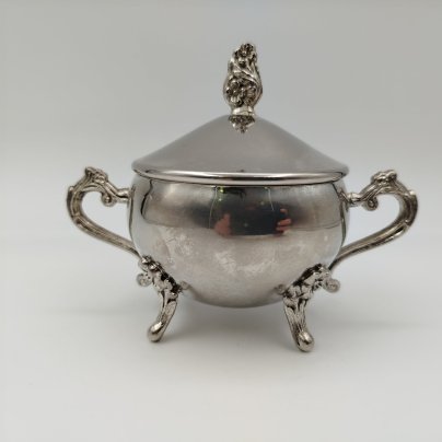 Сахарница округлой формы на фигурных ножках, металл, Европа, 1970-1990 гг.