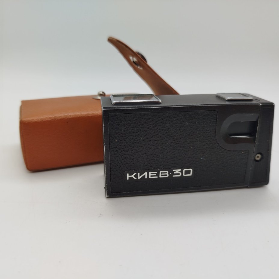 Фотоаппарат "Киев-30" в оригинальном кофре, Киевский завод «Арсенал»