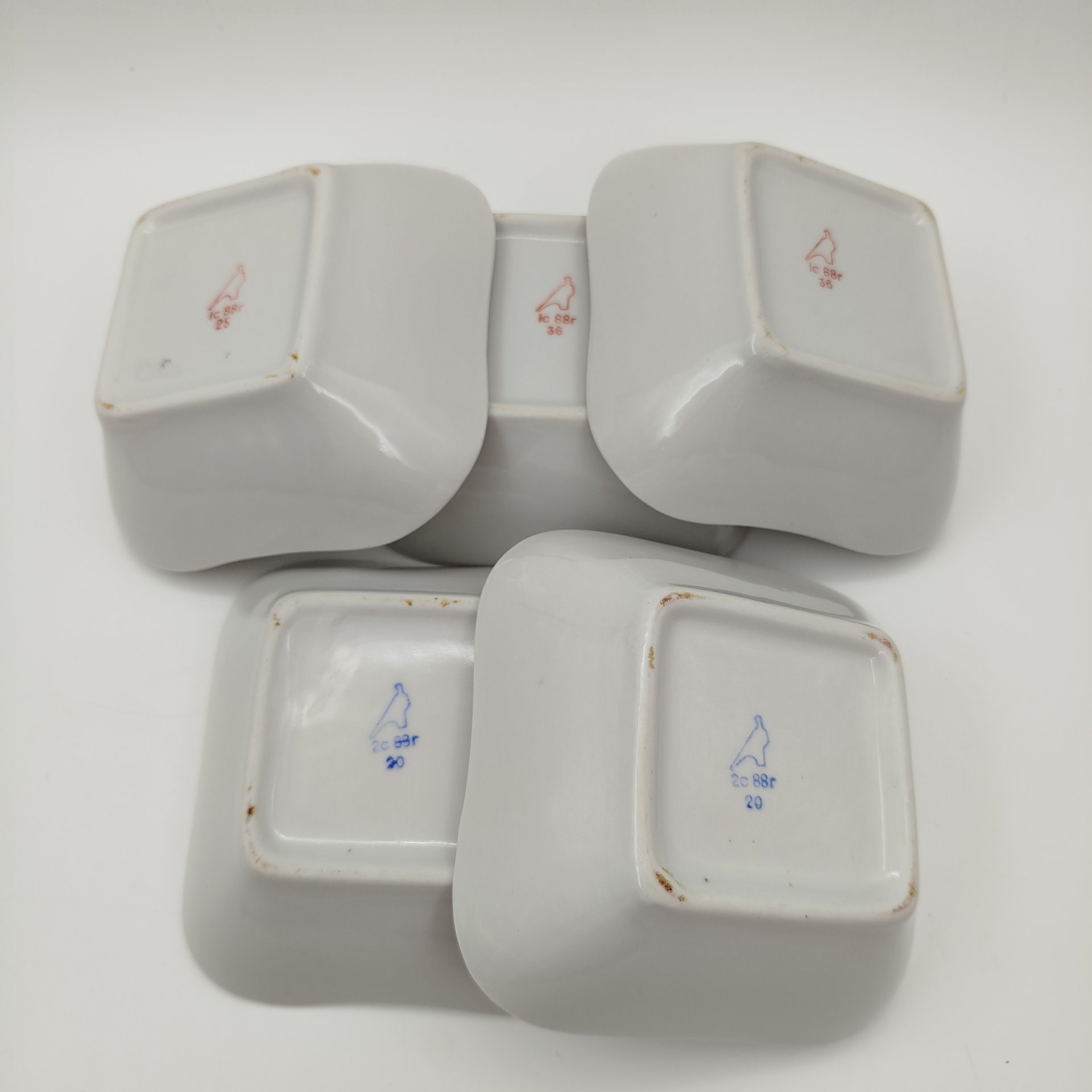 Набор из 5-ти салатников с цветочным декором, фарфор, деколь, золочение, Дулевский фарфоровый завод (Дулёво), СССР, 1988 г.