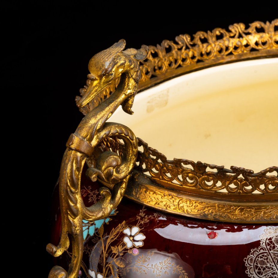 Интерьерное каминное трио для цветочных композиций (две вазы и кашпо), фаянс, латунь, роспись эмалями, крытье, золочение, Boch Freres Keramis, Бельгия, 1900-1920 гг.