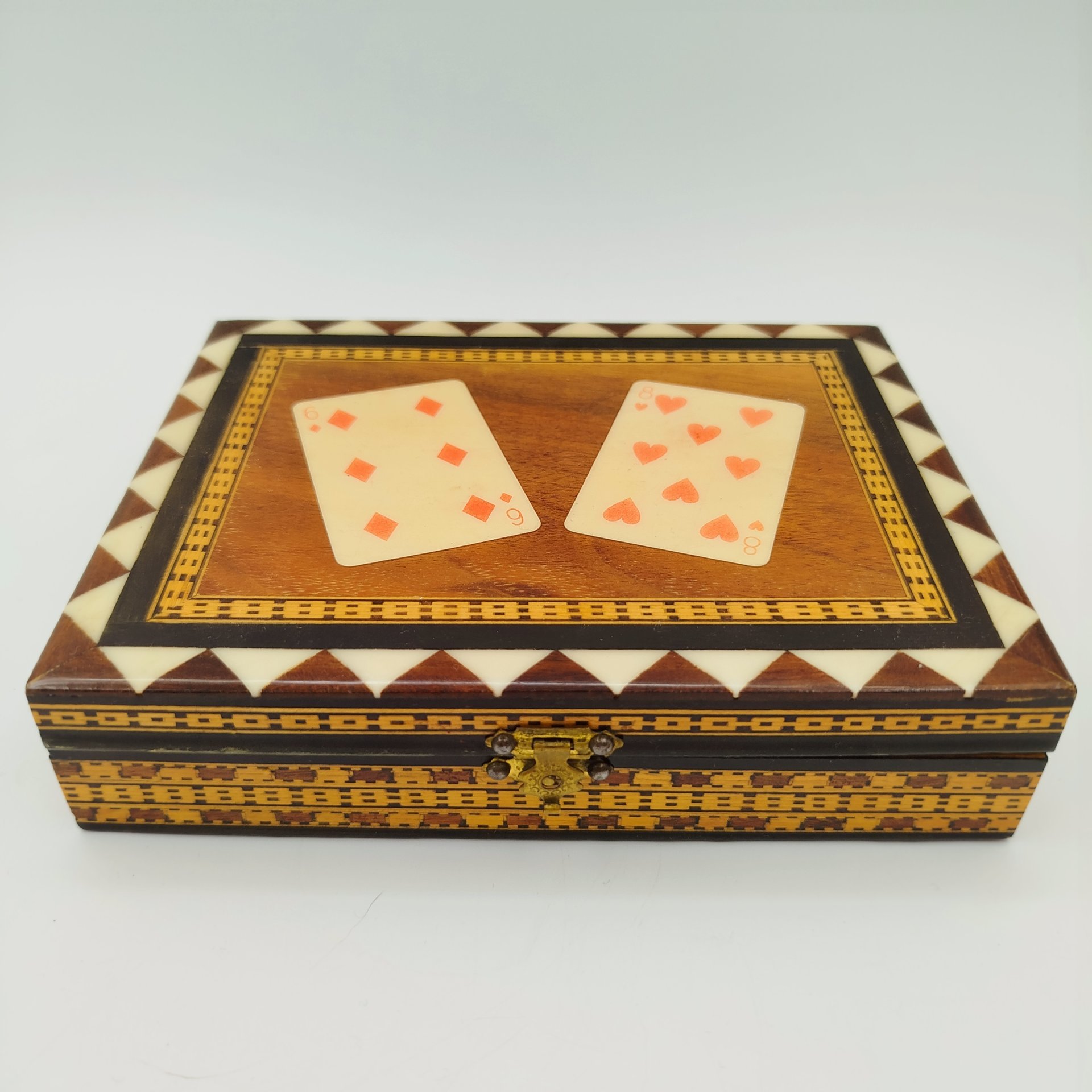 Шкатулка (коробка) для хранения игральных карт (2 колоды), дерево, лак, ткань, Европа, 1960-1980 гг.