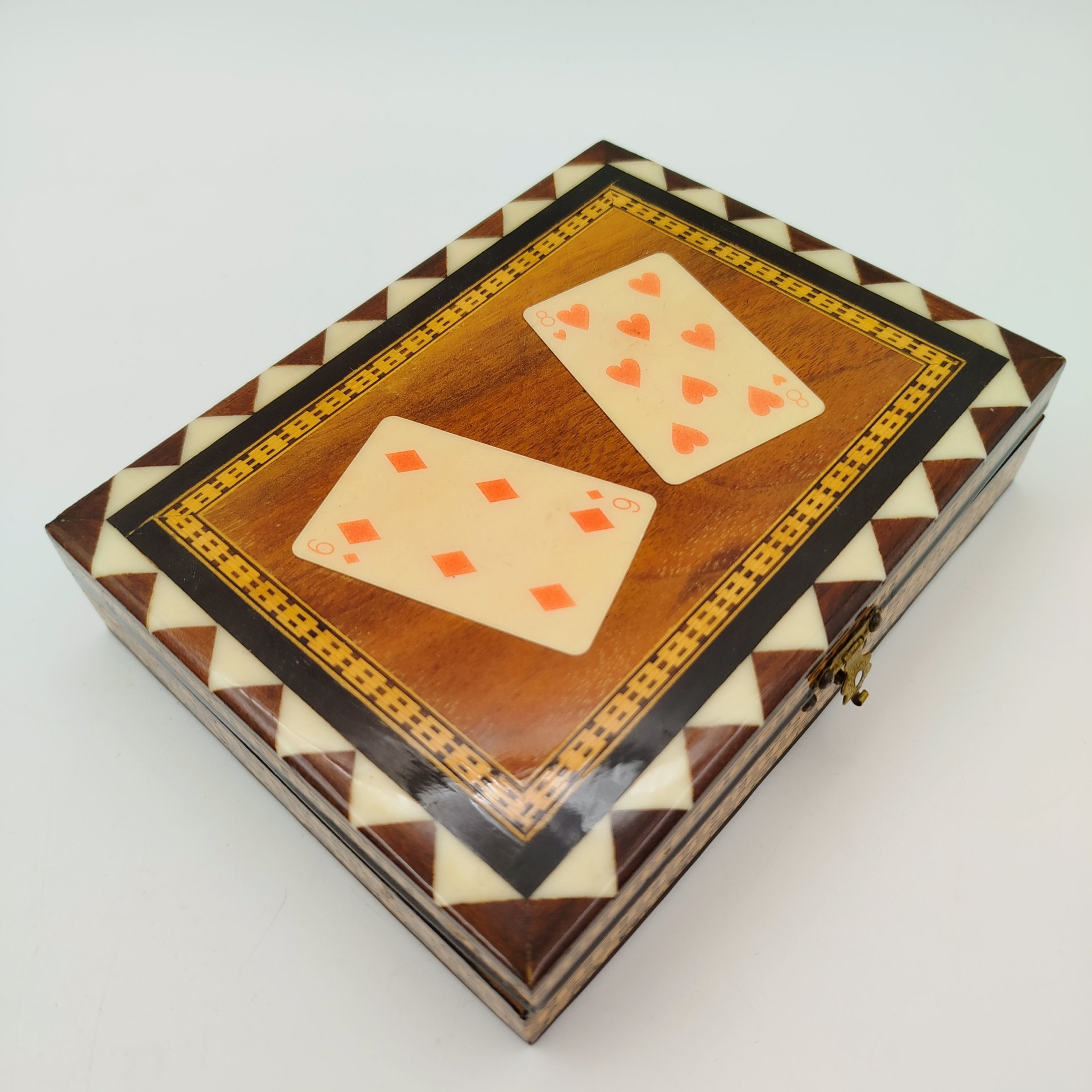 Шкатулка (коробка) для хранения игральных карт (2 колоды), дерево, лак, ткань, Европа, 1960-1980 гг.