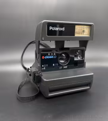 Фотоаппарат мгновенной печати "Polaroid 636 Close Up" в оригинальной коробке, пластмасса, Великобритания, 1980-1990 гг., Polaroid