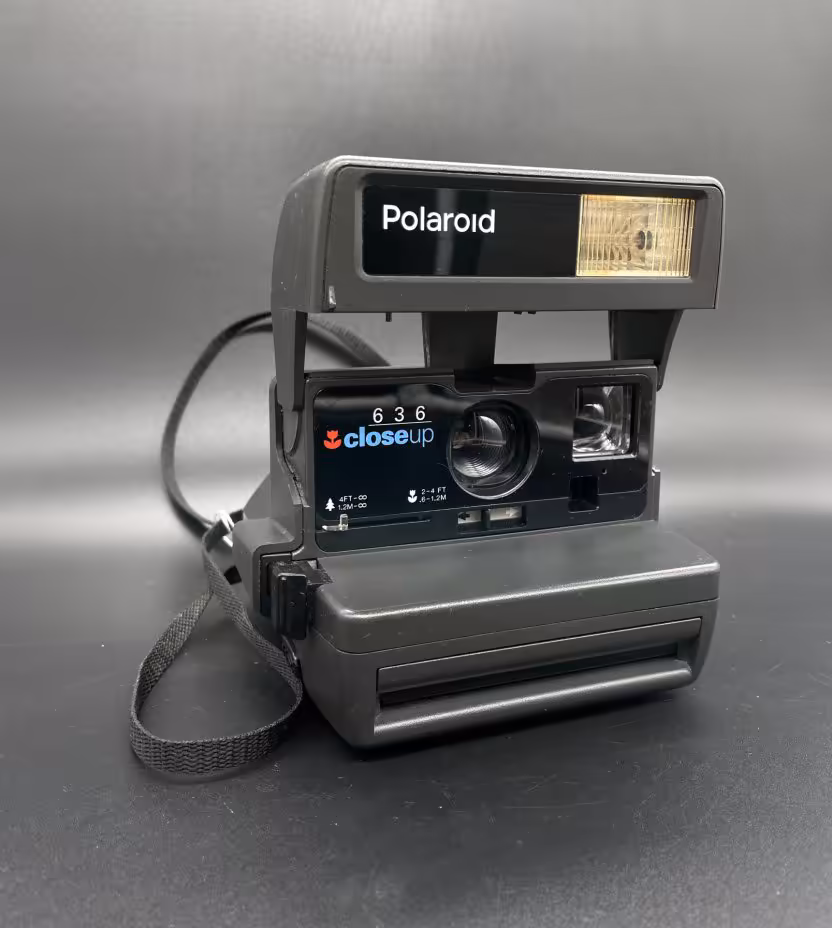 Фотоаппарат мгновенной печати "Polaroid 636 Close Up" в оригинальной коробке, пластмасса, Великобритания, 1980-1990 гг., Polaroid