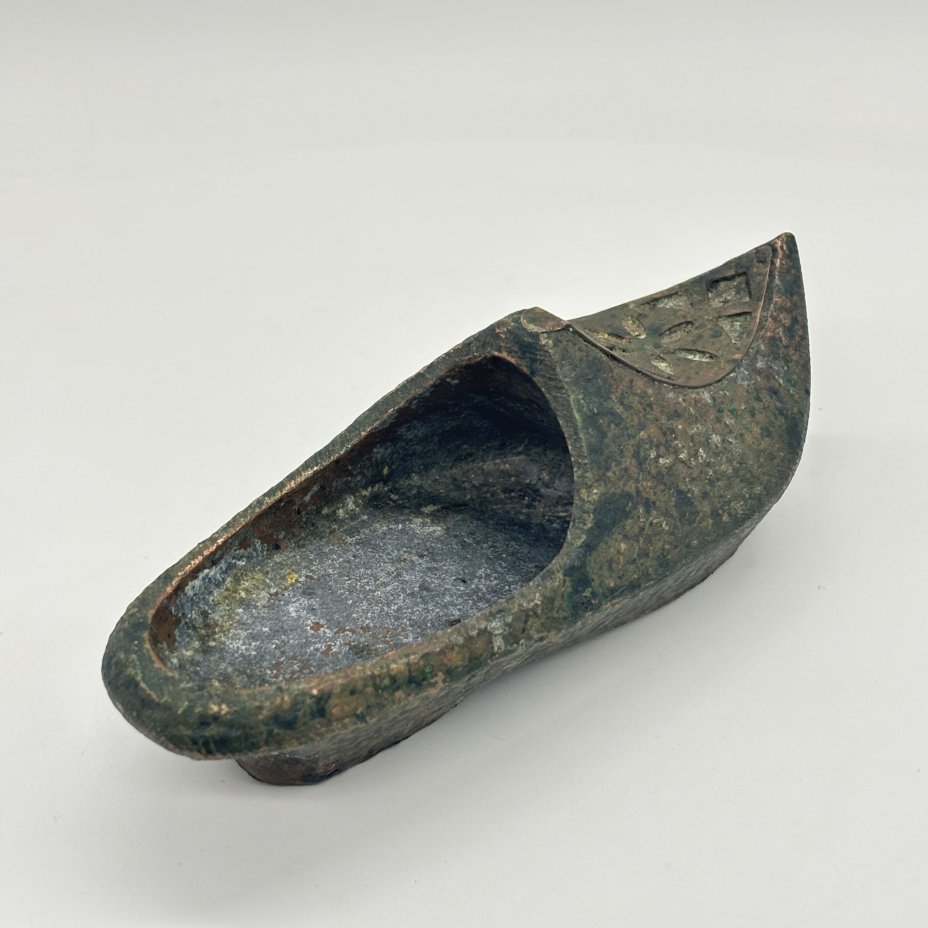 Пепельница стилизованная под туфлю, металл, СССР, 1970-1990 гг.