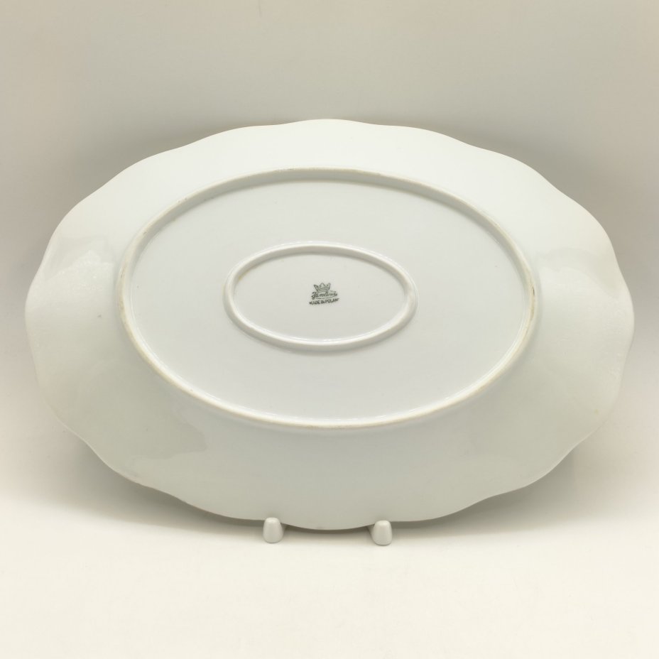 Сервировочное блюдо овальной формы с изображением розы, фарфор, деколь, золочение, Karolina (Фарфоровая мануфактура «Каролина», Польша), Польша, 1960-1980 гг.