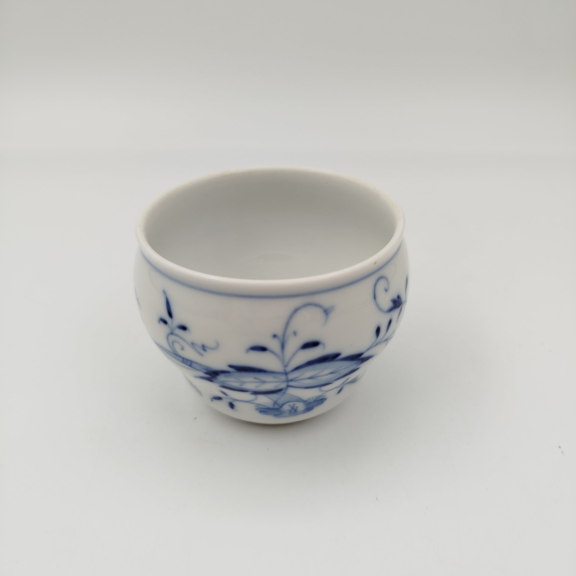 Вазочка (сахарница) "Луковый узор", Meissen (Мейсенский фарфор)