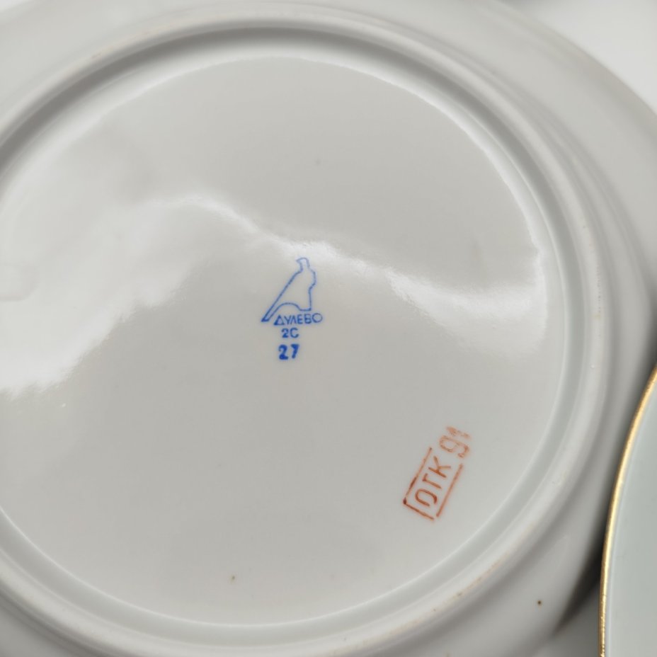 Набор десертных тарелок "Астры" на 5 персон, фарфор, деколь, золочение, Дулевский фарфоровый завод (Дулёво), СССР, 1968-1991 гг.