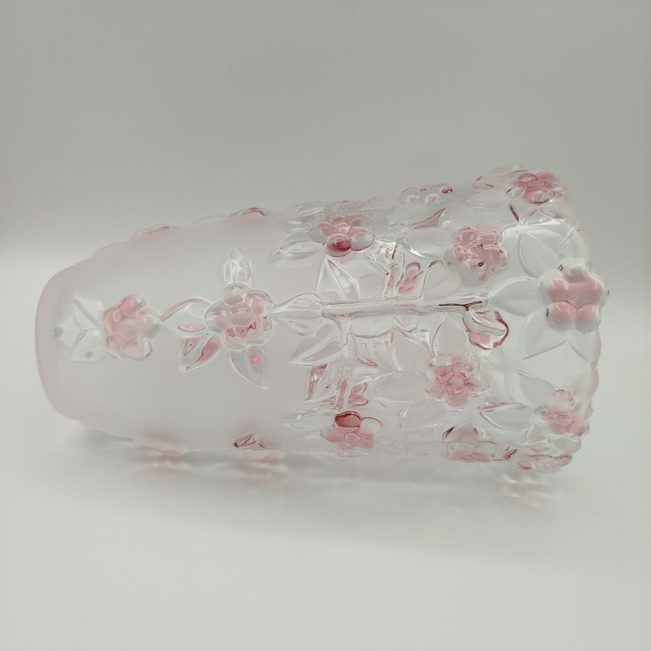 Ваза с рельефным цветочным декором, стекло, матирование, Walther Glas, Германия, 1980-2000 гг., Walther Glas