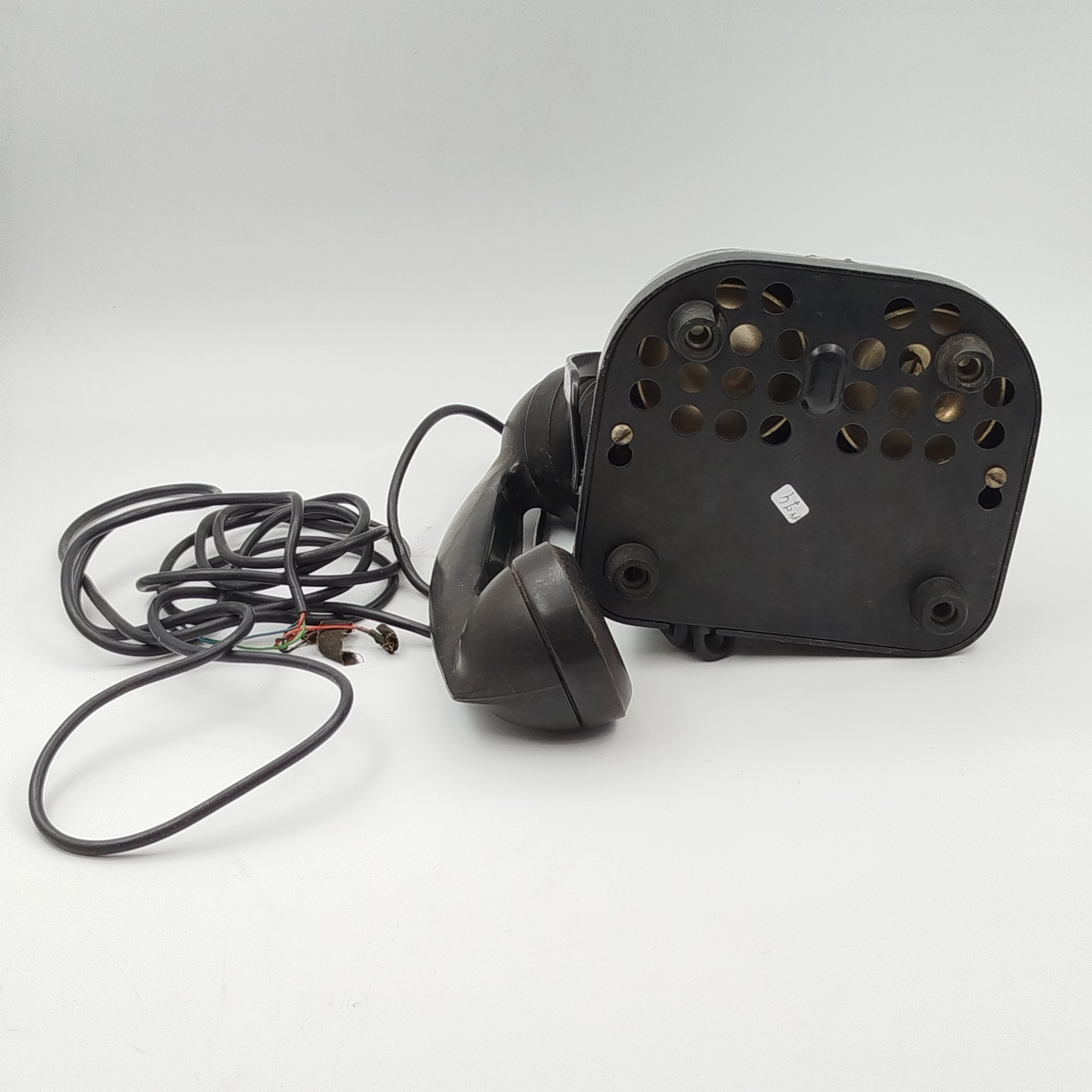 Телефон стационарный с дисковым номеронабирателем