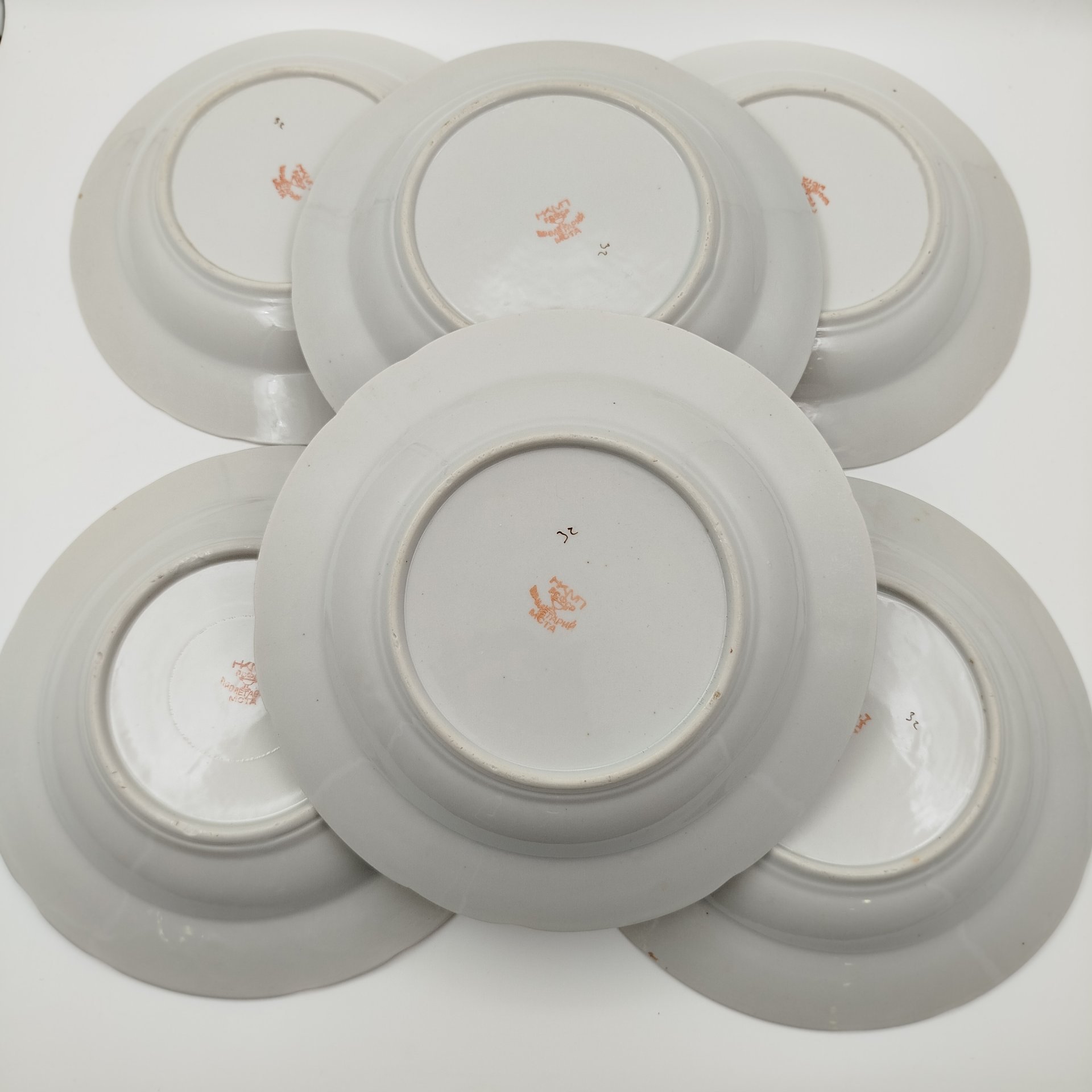 Набор из шести суповых тарелок «Дубок»