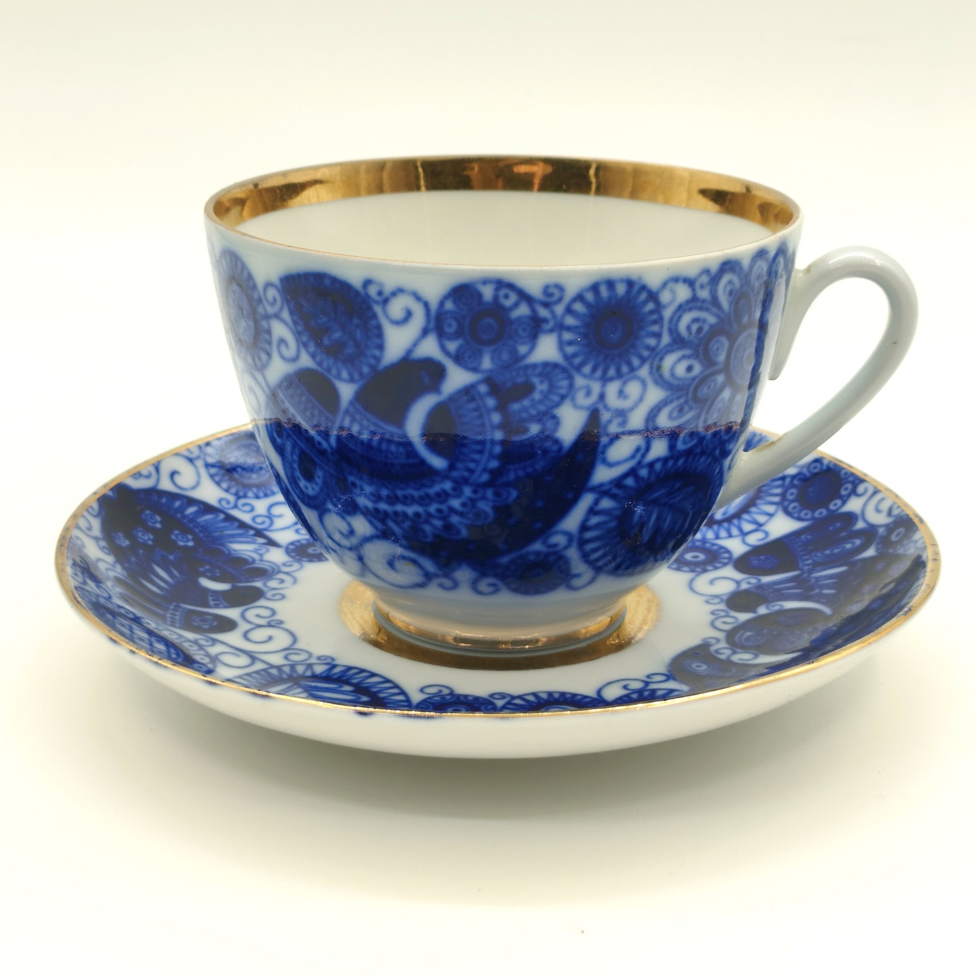 Пара чайная "Жар-птица", фарфор, деколь, золочение, Ленинградский фарфоровый завод (ЛФЗ), СССР, 1970-1991 гг.