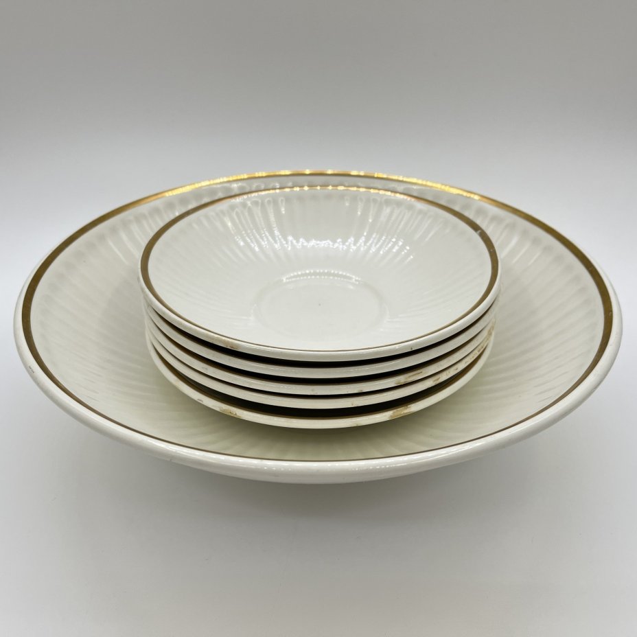 Набор из 6-ти сервировочных тарелок, фаянс, золочение, Конаковский фаянсовый завод им. М.И. Калинина (ЗиК Конаково), СССР, 1974-1991 гг.