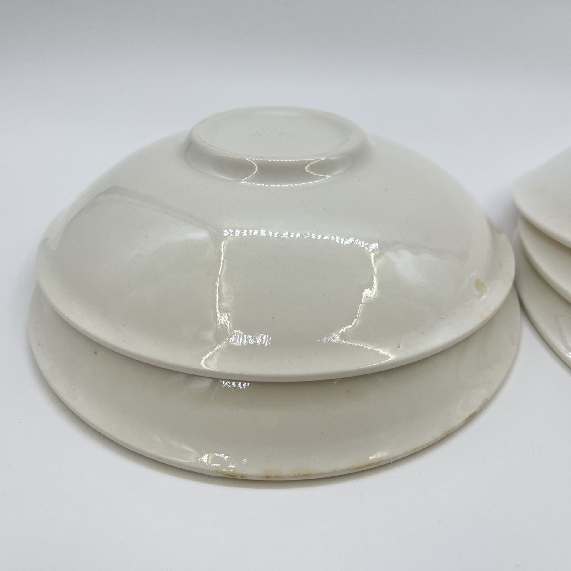 Набор из 6-ти сервировочных тарелок, фаянс, золочение, Конаковский фаянсовый завод им. М.И. Калинина (ЗиК Конаково), СССР, 1974-1991 гг.