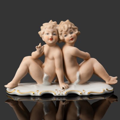 Статуэтка, "Сидящие путти", фарфор, золочение, дорисовка, Wallendorf, Германия, 1963-1990 гг.