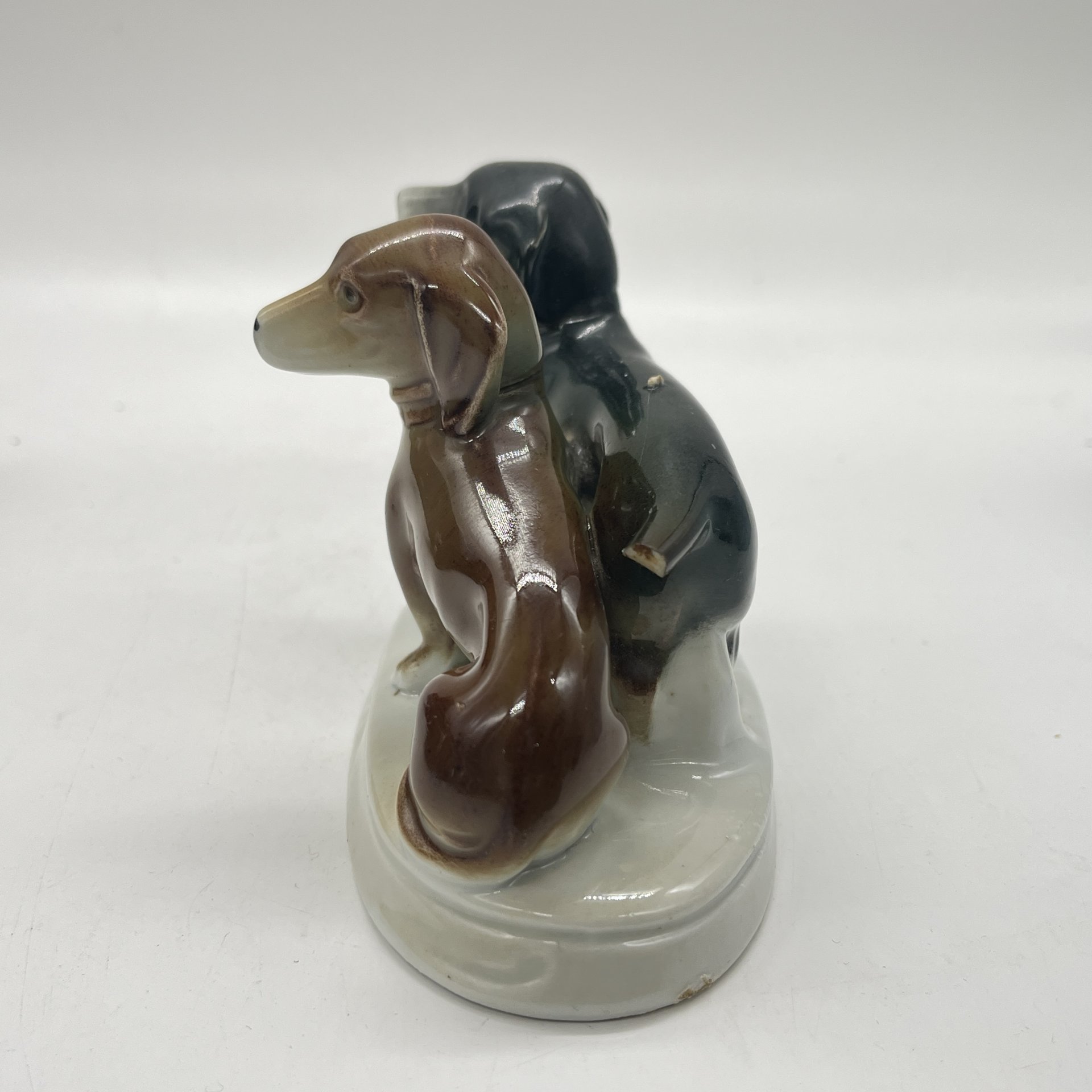 Статуэтка "Две таксы", фарфор, роспись, Германия, 1910-1930 гг.