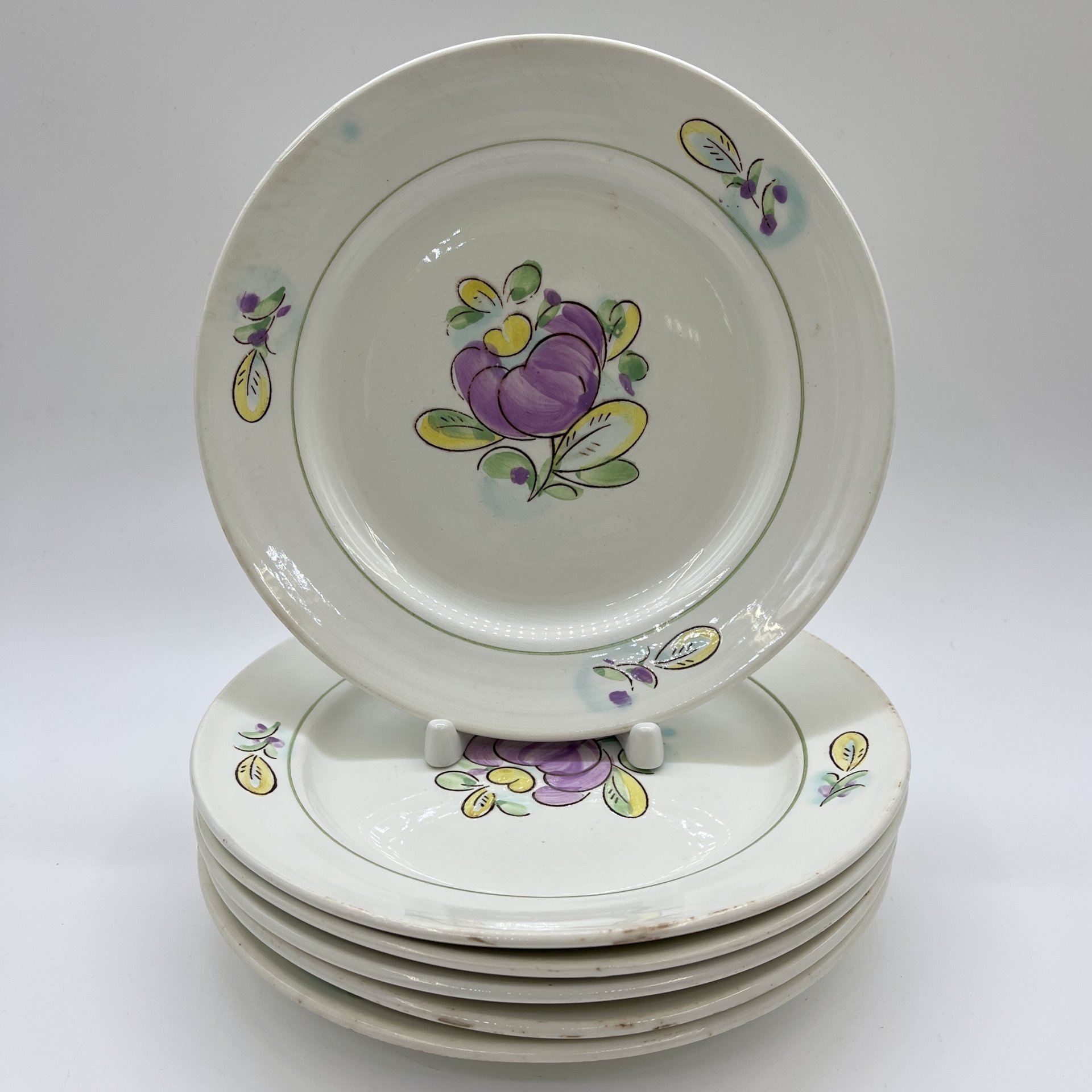 Набор десертных тарелок с цветочным декором на 6 персон, фаянс, роспись, Конаковский фаянсовый завод им. М.И. Калинина (ЗиК Конаково), СССР, 1962-1974 гг.