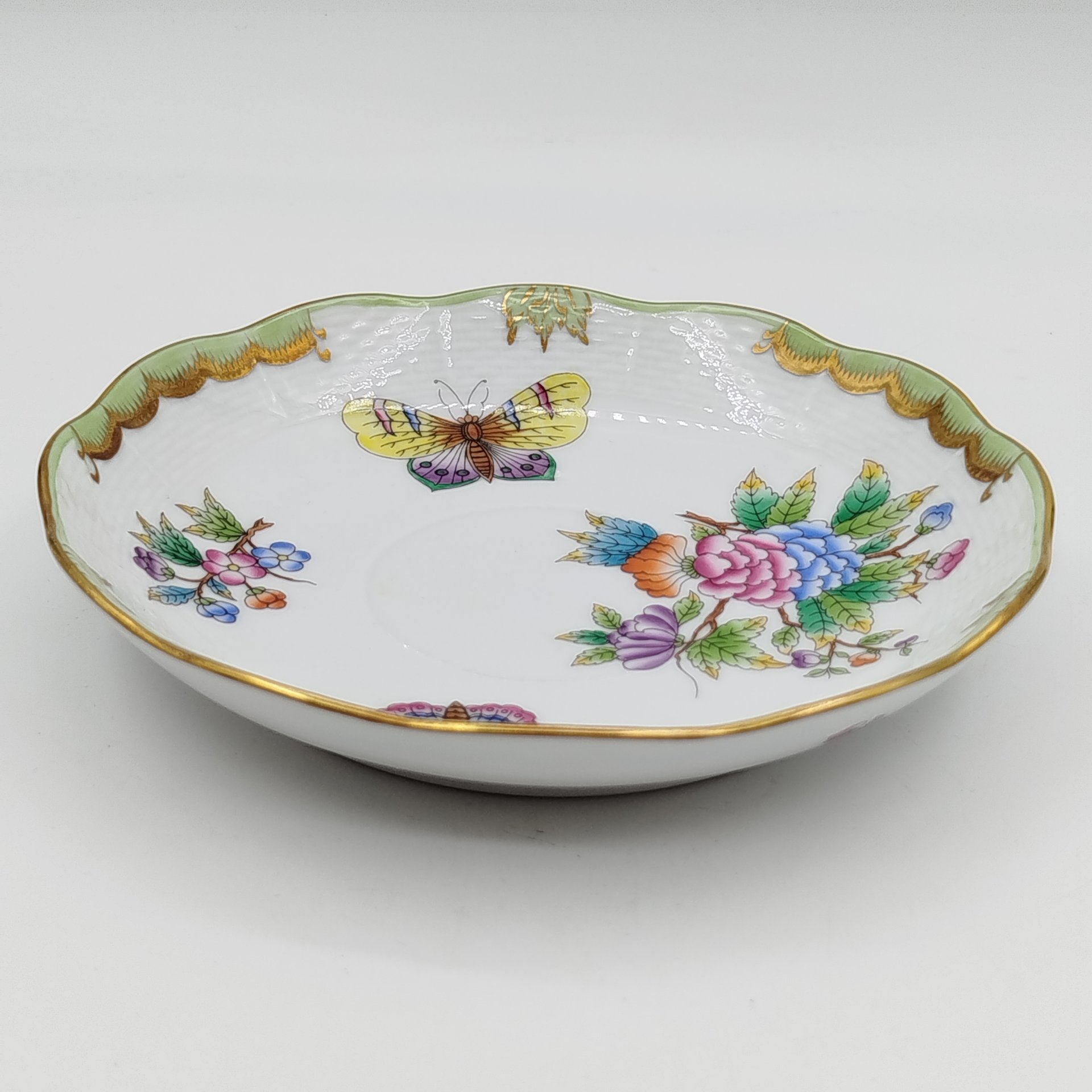Блюдце из сервиза "Королева Виктория", Herend (Херенд)