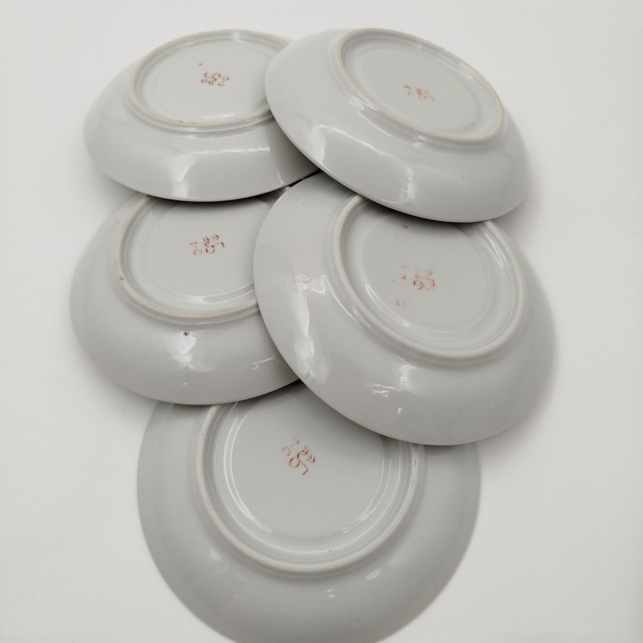 Набор из 5-ти кофейный пар, украшенных лаконичным декором, фарфор, золочение, Барановский фарфоровый завод, СССР, 1970-1990 гг.